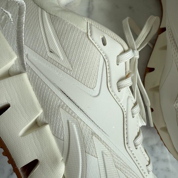 SOLD Reebok Women's Zig Dynamica 4 Running Sneaker Chalk White - Size 6 - Picture 8 of 9